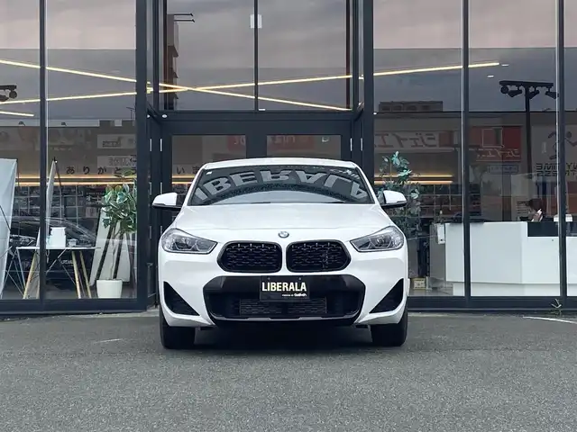 ＢＭＷ ＢＭＷ Ｘ２ xDrive 20d MスポーツX 福岡県 2021(令3)年 3.2万km アルピンホワイトⅢ ・アクティブクルーズコントロール/・純正HDDナビ/USB/Bluetooth/・バックカメラ/・茶革シート/シートヒーター/・ワンセグ/・ETC/・純正20AW/・プッシュスタート/・アイドリングストップ/・スマートキー/・スペアキー/・パワーシート/・レーンキープアシスト/・オートライト/・LEDライト