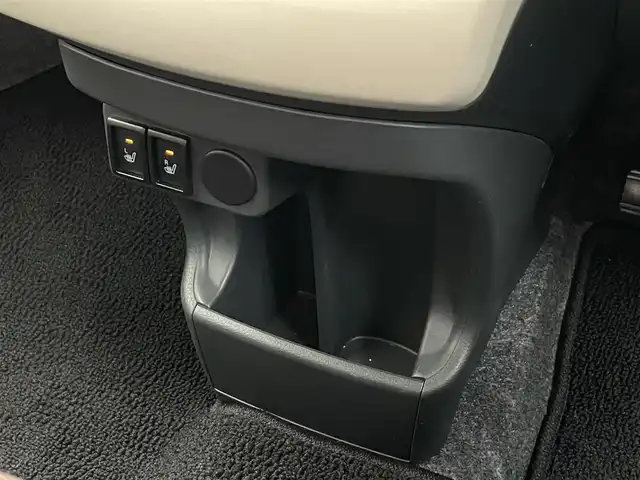 スズキ ハスラー ワンダラー 静岡県 2019(平31)年 6.3万km シフォンアイボリーメタリック/ウッディブラウン2トーンルーフ デュアルカメラブレーキサポート/社外ナビ　/地デジ　/Bカメラ　　/半革シート　/前席シートヒーター　/ナノイー　/ステアリングスイッチ /革巻きステアリング　/オートライト  /フォグランプ　/スペアキー  /保証書/取説