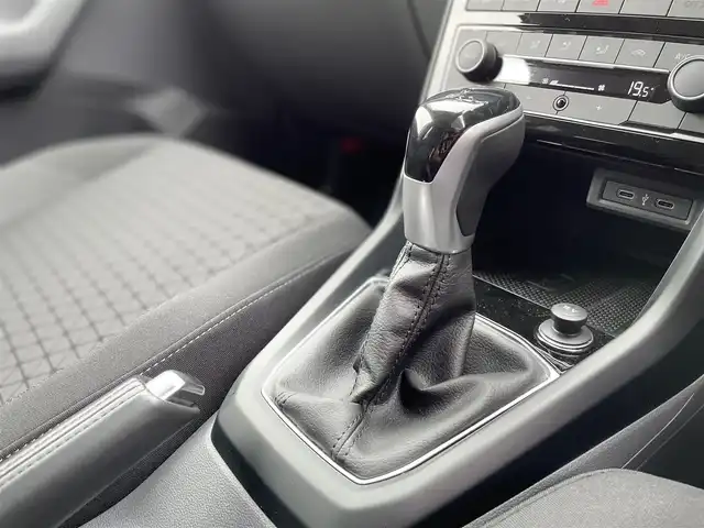 フォルクスワーゲン Ｔ－クロス TSI 1st 栃木県 2021(令3)年 3万km 白 ワンオーナー /スマートキー/デジタルメーター/ナビ /バックカメラ/ETC/ACC/フロントアシスト /ブラインドスポット /クリアランスソナー /ドライブレコーダー前後