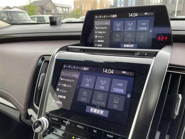 トヨタ クラウン ハイブリッド G－エグゼクティブ Four 道央・札幌 2019(平31)年 10.2万km ホワイトパールクリスタルシャイン 登録時走行距離101324ｋｍ/　４　Ｗ　Ｄ　/寒冷地仕様/純正ナビ（CD/DVD/FM/AM/BT/USB）/フルセグTV(走行中視聴不可)/バックカメラ/全周囲カメラ/ウィンカーミラー/クルーズコントロール（追従走行あり）/ドアバイザー/プッシュスタート/ビルトインETC2.0/スペアキー×１/ドライブレコーダー/パワーシート（運転席/助手席）/シートヒーター(運転席/助手席)/エアシート（運転席/助手席）/純正フロアマット/横滑り防止装置/コーナーセンサー/レーンキープアシスト/盗難防止装置/オートライト/オートマチックハイビーム/衝突軽減ブレーキ/純正エンジンスターター/ブラインドスポットモニター/フォグランプ/ステアリングスイッチ/パドルシフト/MTモード付AT/ミラーヒーター/革巻きステアリング/EV MODE/DRIVE MODE（SNOW/ECO/NORMAL/SPORT)/nanoe搭載エアコン/シートメモリー/ヘッドアップディスプレイ/積込冬タイヤ/（社外AW/225/45/R18/21年製/溝6ｍｍ）