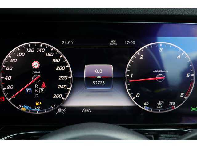 メルセデス・ベンツ ゲレンデヴァーゲン Ｇ４００ｄ AMGライン 大分県 2021(令3)年 5.3万km セレナイトグレー 保証書/取扱説明書/アダクティブクルーズコントロール/ブラインドスポットモニター/アダプティブダンピングシステム/360°カメラ/サンルーフ/純正ナビ/CarPlay/Bluetooth/フルセグテレビ/フルレザーシート/パワーシート（D/N席）/シートヒーター（全席）/Bumesterスピーカー/アンビエントライト/電動格納ミラー/パドルシフト