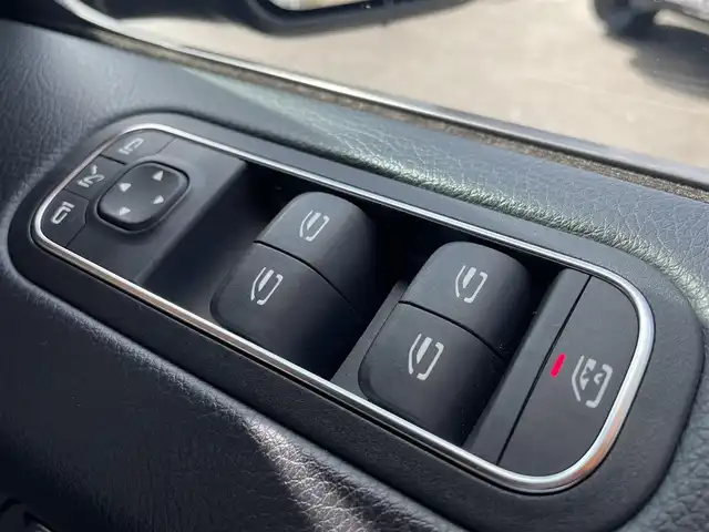 メルセデス・ベンツ ゲレンデヴァーゲン Ｇ４００ｄ AMGライン 高知県 2021(令3)年 5.3万km セレナイトグレー 保証書/取扱説明書/アダクティブクルーズコントロール/ブラインドスポットモニター/アダプティブダンピングシステム/360°カメラ/サンルーフ/純正ナビ/CarPlay/Bluetooth/フルセグテレビ/フルレザーシート/パワーシート（D/N席）/シートヒーター（全席）/Bumesterスピーカー/アンビエントライト/電動格納ミラー/パドルシフト