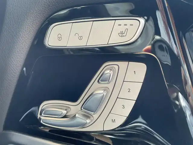 メルセデス・ベンツ ゲレンデヴァーゲン Ｇ４００ｄ AMGライン 高知県 2021(令3)年 5.3万km セレナイトグレー 保証書/取扱説明書/アダクティブクルーズコントロール/ブラインドスポットモニター/アダプティブダンピングシステム/360°カメラ/サンルーフ/純正ナビ/CarPlay/Bluetooth/フルセグテレビ/フルレザーシート/パワーシート（D/N席）/シートヒーター（全席）/Bumesterスピーカー/アンビエントライト/電動格納ミラー/パドルシフト
