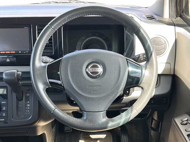 日産 モコ X 富山県 2014(平26)年 5万km アーバンブラウン 禁煙車　/純正ＳＤナビ　/地デジ　/バックカメラ　/スマートキー　/純正アルミホイール　/純正オーディオ　/ウィンカーミラー　/電動格納ミラー　/アイドリングストップ　/プッシュスタート