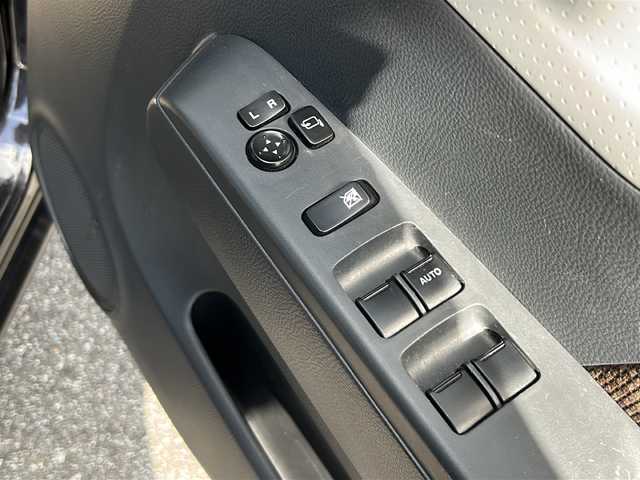 日産 モコ X 富山県 2014(平26)年 5万km アーバンブラウン 禁煙車　/純正ＳＤナビ　/地デジ　/バックカメラ　/スマートキー　/純正アルミホイール　/純正オーディオ　/ウィンカーミラー　/電動格納ミラー　/アイドリングストップ　/プッシュスタート