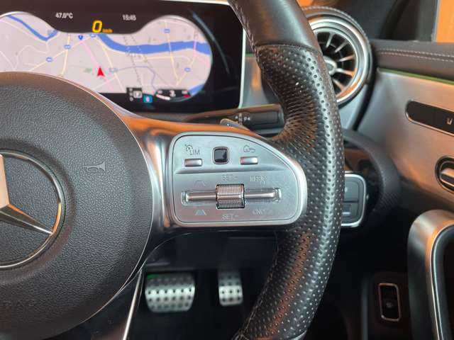 メルセデス・ベンツ ＣＬＡ２００ｄ AMGライン 愛知県 2019(令1)年 5.1万km ポーラホワイト パノラミックスライディングルーフ /レザーエクスクルーシブパッケージ /アドバンスドパッケージ /レーダーセーフティパッケージ /ACC /ブラインドスポットアシスト /レーンキープアシスト /純正ナビ /フルセグTV /360度カメラ /黒革シート /シートヒーター /アンビエントライト /ETC