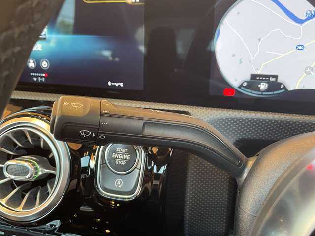 メルセデス・ベンツ ＣＬＡ２００ｄ AMGライン 愛知県 2019(令1)年 5.1万km ポーラホワイト パノラミックスライディングルーフ /レザーエクスクルーシブパッケージ /アドバンスドパッケージ /レーダーセーフティパッケージ /ACC /ブラインドスポットアシスト /レーンキープアシスト /純正ナビ /フルセグTV /360度カメラ /黒革シート /シートヒーター /アンビエントライト /ETC