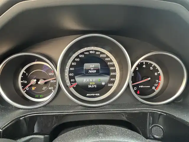 メルセデス・ベンツ Ｅ６３ ワゴン 4マチック 茨城県 2013(平25)年 7.5万km ダイヤモンドホワイト 4WD/ワンオーナー/サンルーフ/純正ナビ/フルセグTV/パワーバックドア/バックカメラ/ETC/パークトロニック/レーダーパッケージ/ツインターボ/LEDヘッドランプ/革巻きステアリング/パドルシフト/ナッパ革シート/全席シートヒーター/前席パワーシート/ハーマンカードンサラウンドシステム/純正19インチアルミホイール/キーレスゴー/禁煙車