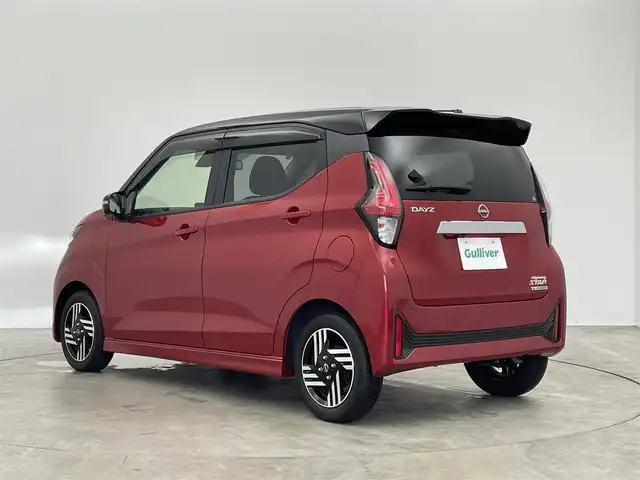 日産 デイズ ハイウェイスターX 埼玉県 2024(令6)年 0.5万km スパークリングレッド/ブラック 純正ディスプレイオーディオ　アラウンドビューモニター　ＥＴＣ　ドライブレコーダー　ヘッドライトレベライザー　純正アルミホイール　スマートキー　プッシュスタート　オートハイビーム　ＬＥＤヘッドライト