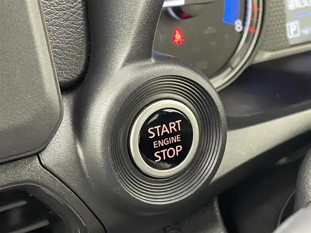 日産 デイズ ハイウェイスターX 埼玉県 2024(令6)年 0.5万km スパークリングレッド/ブラック 純正ディスプレイオーディオ　アラウンドビューモニター　ＥＴＣ　ドライブレコーダー　ヘッドライトレベライザー　純正アルミホイール　スマートキー　プッシュスタート　オートハイビーム　ＬＥＤヘッドライト