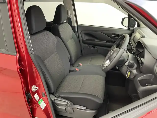 日産 デイズ ハイウェイスターX 埼玉県 2024(令6)年 0.5万km スパークリングレッド/ブラック 純正ディスプレイオーディオ　アラウンドビューモニター　ＥＴＣ　ドライブレコーダー　ヘッドライトレベライザー　純正アルミホイール　スマートキー　プッシュスタート　オートハイビーム　ＬＥＤヘッドライト