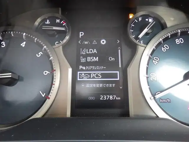 トヨタ ランドクルーザー プラド TX Lパッケージ マットブラED 千葉県 2023(令5)年 2.4万km ホワイトパールクリスタルシャイン Toyota Safety Sense/・プリクラッシュセーフティ/・レーンディパーチャーアラート/・オートハイビーム/・レーダークルーズコントロール/・ブラインドスポットモニター/ムーンルーフ/ベージュレザーシート/前席パワーシート/エアシート/シートヒーター/リア電動リクライニングシート/純正コネクティッドナビ/地デジTV/【Bluetooth接続】/パノラミックビューモニター/ドライブレコーダー（前後撮影）【ZDR-016】/革巻きステアリング/ステアリングスイッチ/ETC（2.0）/LEDヘッドライト/LEDフォグライト/ウインカーミラー/クリアランスソナー/純正18インチアルミホイル/サイド/カーテンエアバッグ/スマートキー
