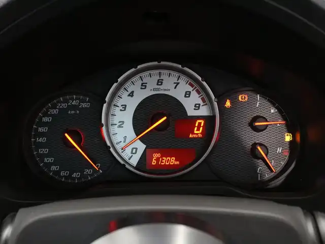 トヨタ ８６ GT 三重県 2013(平25)年 6.2万km ライトニングレッド MODELLISTAフロントスポイラー/MODELLISTAサイドスカート/MODELLISTAリヤスパッツ/純正リヤスポイラー/MODELLISTA WingDancer II18インチAW/HKSマフラー/BLITZアドバンスパワーエアクリーナー/BLITZ車高調整式ダンパー/社外LEDヘッドランプ・テールランプ/ILLINIUM FLUXシフトノブ/CNSPEEDステアリング/純正HDDナビ・地デジTV/・DVD/CD/・Bluetooth/バックカメラ/革/アルカンターラコンビシート/シートヒーター(前席)/ETC/プッシュエンジンスタート/スマートキー×2