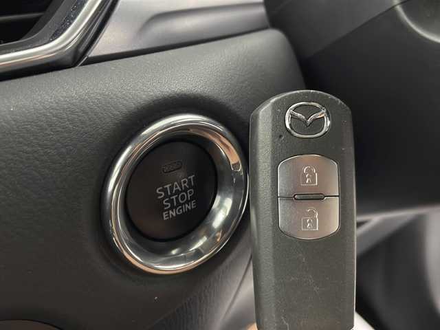 マツダ ＣＸ－５ XD プロアクティブ 宮城県 2017(平29)年 6万km スノーフレイクホワイトパールマイカ 禁煙車/i-ACTIVSENSE/・スマートブレーキサポート/・ブラインドスポットモニター/・レーンキープアシスト/・交通標識認識システム/・レーダークルーズコントロール/純正SDナビ/・BT・SD・USB・AUX・CD・DVD/フルセグTV/バックカメラ/ETC/LEDヘッドライト/革巻きステアリング/ステアリングスイッチ/電動パーキングブレーキ/AUTOHOLD/社外フロアマット/純正１７インチアルミホイール/アイドリングストップ/プッシュスタート/スマートキー