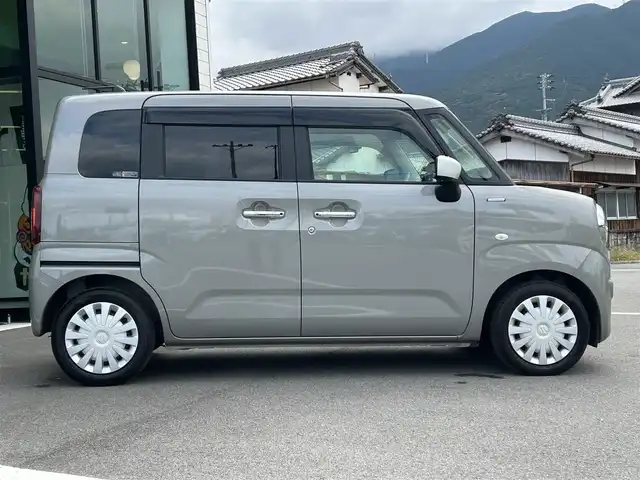 スズキ ワゴンＲ スマイル HYBRID S リミテッド 愛媛県 2024(令6)年 0.3万km モスグレーメタリック 純正8型ナビ(BT/フルセグTV)/バックカメラ/両側電動スライドドア/前後ドライブレコーダー/アイドリングストップ/バックソナー/衝突被害軽減装置/車線逸脱防止装置/LEDヘッドライト/運転席シートヒーター/ドアバイザー/純正フロアマット/電格ミラー/シガーソケット/ISOFIX/純正ホイールキャップ/現状サマー(鉄)(155/65/R14)/DUNLOP ENASAVE EC300＋/禁煙車