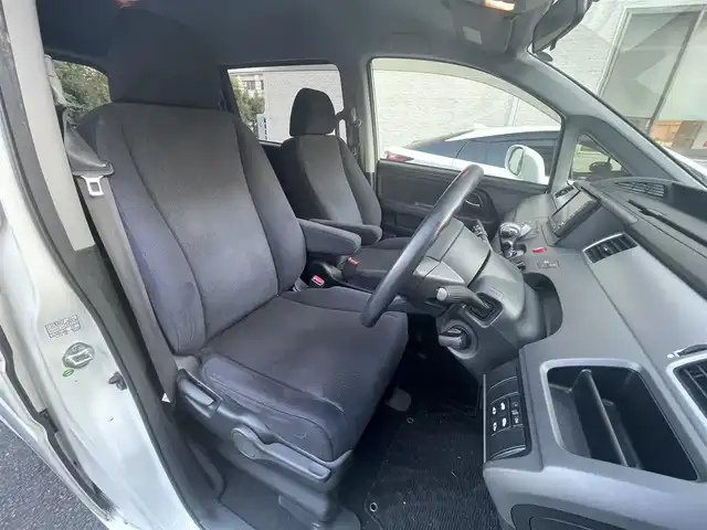 ホンダ ステップワゴン G HDDナビ スマートスタイル 静岡県 2009(平21)年 3.8万km ブルーイッシュホワイトパール ワンオーナー/純正HDDナビ/DVD/CD/MSV/社外フルセグチューナー/両側パワースライドドア/HIDヘッドライト/ステアリングスイッチ/スマートキー×2/保証書/取扱説明書/ナビ取扱説明書/H24/26/28/30/R2/4/5/6/7/　　　　点検記録簿有