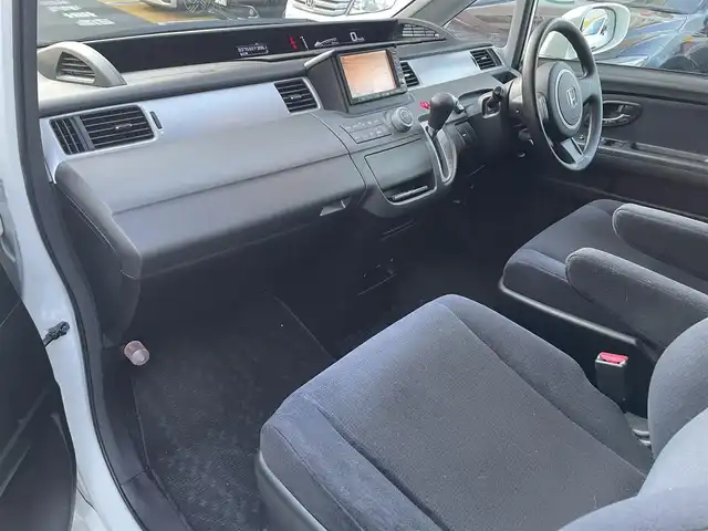 ホンダ ステップワゴン G HDDナビ スマートスタイル 静岡県 2009(平21)年 3.8万km ブルーイッシュホワイトパール ワンオーナー/純正HDDナビ/DVD/CD/MSV/社外フルセグチューナー/両側パワースライドドア/HIDヘッドライト/ステアリングスイッチ/スマートキー×2/保証書/取扱説明書/ナビ取扱説明書/H24/26/28/30/R2/4/5/6/7/　　　　点検記録簿有