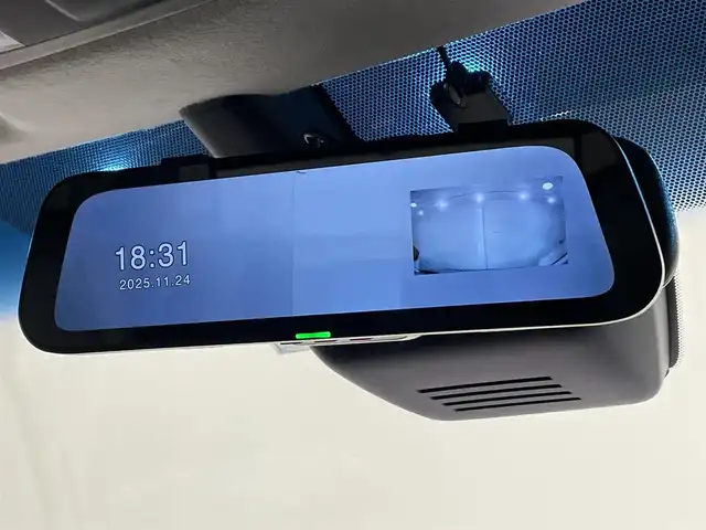 三菱 デリカＤ：５ ジャスパー 愛知県 2023(令5)年 3.5万km グラファイトグレーメタリック/ブラックマイカ アルパイン9インチディスプレイオーディオ/衝突軽減ブレーキ/両側電動スライドドア/アラウンドビューモニター/レーダークルーズコントロール/100V電源/ETC/ドライブレコーダー/デジタルインナーミラー/ブラインドスポットモニター/ステアリングヒーター/パワーシート/電動リアゲート/Bluetooth/レーンキープアシスト/オートハイビーム/HDMI接続/Carplay/プッシュスタート/USB接続/スマートキー/アイドリングストップ/ミュージックプレイヤー接続/フロアマット/純正アルミホイール/オートライト/禁煙車/ディーゼル/ターボ/4WD/パドルシフト/ハーフレザーシート/ウィンカーミラー/電動格納ミラー/フォグランプ/電動サイドステップ/横滑り防止装置/ステアリングリモコン/電動パーキングブレーキ/オートブレーキホールド