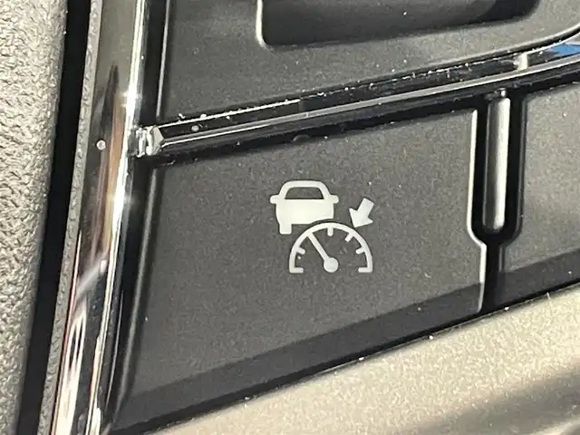 三菱 デリカＤ：５ ジャスパー 愛知県 2023(令5)年 3.5万km グラファイトグレーメタリック/ブラックマイカ アルパイン9インチディスプレイオーディオ/衝突軽減ブレーキ/両側電動スライドドア/アラウンドビューモニター/レーダークルーズコントロール/100V電源/ETC/ドライブレコーダー/デジタルインナーミラー/ブラインドスポットモニター/ステアリングヒーター/パワーシート/電動リアゲート/Bluetooth/レーンキープアシスト/オートハイビーム/HDMI接続/Carplay/プッシュスタート/USB接続/スマートキー/アイドリングストップ/ミュージックプレイヤー接続/フロアマット/純正アルミホイール/オートライト/禁煙車/ディーゼル/ターボ/4WD/パドルシフト/ハーフレザーシート/ウィンカーミラー/電動格納ミラー/フォグランプ/電動サイドステップ/横滑り防止装置/ステアリングリモコン/電動パーキングブレーキ/オートブレーキホールド