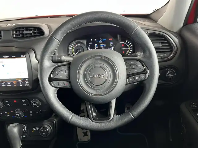 クライスラー・ジープ ジープ レネゲード リミテッド 4xe 山形県 2023(令5)年 3.7万km 赤 純正メモリナビ /バックカメラ　/アダプティブクルーズコントロール　/ETC2.0 /Bluetooth/USB /運転席/助手席パワーシート　/運転席/助手席シートヒーター　/レザーシート/ルーフレール　/AAC