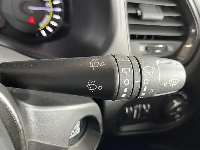 クライスラー・ジープ ジープ レネゲード リミテッド 4xe 山形県 2023(令5)年 3.7万km 赤 純正メモリナビ /バックカメラ　/アダプティブクルーズコントロール　/ETC2.0 /Bluetooth/USB /運転席/助手席パワーシート　/運転席/助手席シートヒーター　/レザーシート/ルーフレール　/AAC