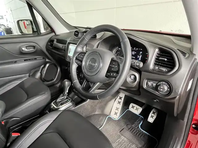 クライスラー・ジープ ジープ レネゲード リミテッド 4xe 山形県 2023(令5)年 3.7万km 赤 純正メモリナビ /バックカメラ　/アダプティブクルーズコントロール　/ETC2.0 /Bluetooth/USB /運転席/助手席パワーシート　/運転席/助手席シートヒーター　/レザーシート/ルーフレール　/AAC