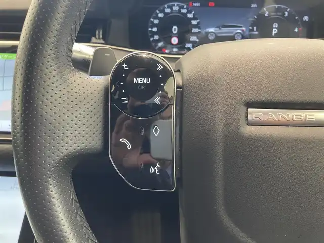 ランドローバー レンジローバーイヴォーク Rダイナミック S 熊本県 2019(令1)年 2.3万km 黒 ・スマートキー/・プッシュスタート/・オフロード情報/・低トラクション発進/・ドライブアシスト/・衝突回避/・疲労警告/・クロストラフィック検知/・車線変更アシスト/・エマージェンシーレーンキープ/・レーンキープアシスト/・クルーズコントロール(追従式)/・黒革シート/・前席パワーシート/・前席シートヒーター/・純正メモリナビ/【Bluetooth・USB・ApplaeCarPlay・AndroidAuto】/・フルセグTV/・全方位カメラ/・ETC/・パワーバックドア/・LEDヘッドランプ/・純正マット