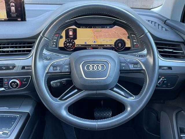 アウディ Ｑ７ 2．0TFSIクワトロ 埼玉県 2018(平30)年 6.1万km 白 黒革シート　/ＡＣＣ　/３列シート　/バーチャルコックピット　/純正ナビ　/３６０度カメラ　/ＴＶ　/シートヒーター　/パワーシート　/ＡｐｐｌｅＣａｒＰｌａｙ　/パワーバックドア　/ＬＥＤヘッドライト　/２０インチＡＷ