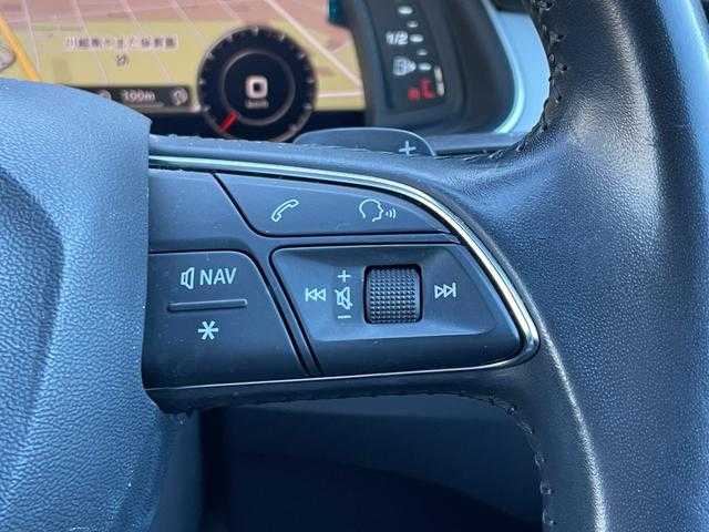 アウディ Ｑ７ 2．0TFSIクワトロ 埼玉県 2018(平30)年 6.1万km 白 黒革シート　/ＡＣＣ　/３列シート　/バーチャルコックピット　/純正ナビ　/３６０度カメラ　/ＴＶ　/シートヒーター　/パワーシート　/ＡｐｐｌｅＣａｒＰｌａｙ　/パワーバックドア　/ＬＥＤヘッドライト　/２０インチＡＷ