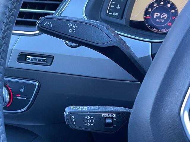 アウディ Ｑ７ 2．0TFSIクワトロ 埼玉県 2018(平30)年 6.1万km 白 黒革シート　/ＡＣＣ　/３列シート　/バーチャルコックピット　/純正ナビ　/３６０度カメラ　/ＴＶ　/シートヒーター　/パワーシート　/ＡｐｐｌｅＣａｒＰｌａｙ　/パワーバックドア　/ＬＥＤヘッドライト　/２０インチＡＷ