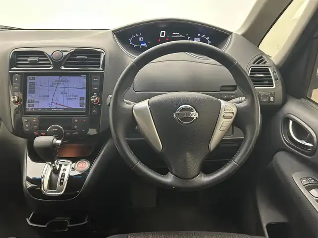 日産 セレナ ハイウェイS S HV Aセーフ 愛媛県 2014(平26)年 13.7万km タイガーアイブラウン エマージェンシーブレーキ　レーンキープアシスト　クルーズコントロール　インテリジェントルームミラー　純正SDナビ　Bluetooth　フルセグ　CD　DVD　アラウンドビューモニター　両側パワースライドドア　プッシュスタート　スマートキー　スペアキー　