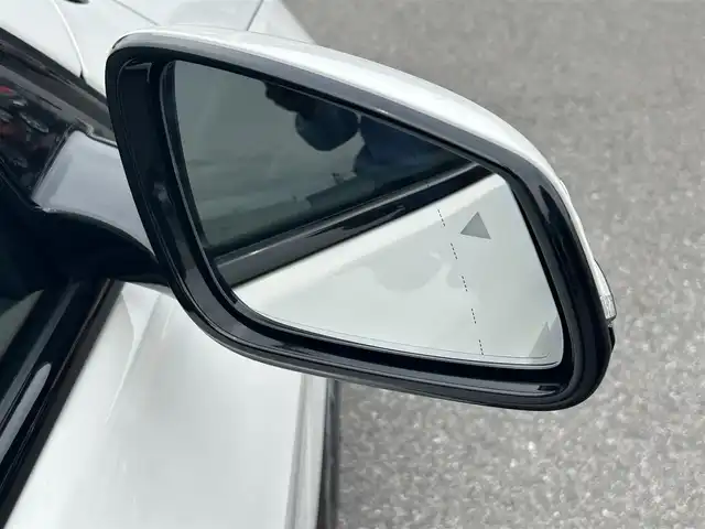 ＢＭＷ １１８ｄ Mスポーツ 滋賀県 2022(令4)年 3.2万km アルピンホワイトⅢ Mスポーツ/純正ナビ/Bカメラ/BT/USB/LEDヘッドライト/ハーフレザーシート/ACC/LKA/デジタルメーター/電動リアゲート/18インチAW/ルームミラーETC