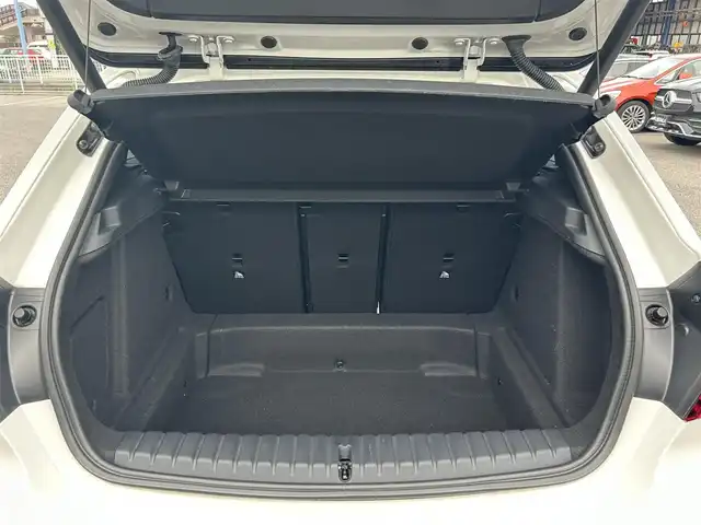 ＢＭＷ １１８ｄ Mスポーツ 滋賀県 2022(令4)年 3.2万km アルピンホワイトⅢ Mスポーツ/純正ナビ/Bカメラ/BT/USB/LEDヘッドライト/ハーフレザーシート/ACC/LKA/デジタルメーター/電動リアゲート/18インチAW/ルームミラーETC