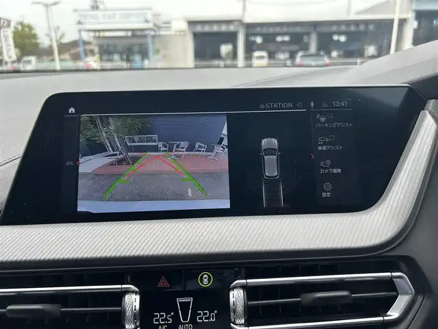 ＢＭＷ １１８ｄ Mスポーツ 滋賀県 2022(令4)年 3.2万km アルピンホワイトⅢ Mスポーツ/純正ナビ/Bカメラ/BT/USB/LEDヘッドライト/ハーフレザーシート/ACC/LKA/デジタルメーター/電動リアゲート/18インチAW/ルームミラーETC