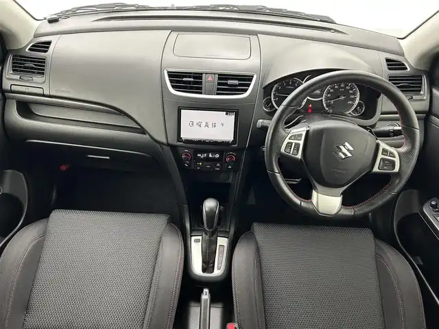 スズキ スイフト スポーツ 熊本県 2014(平26)年 9.5万km スノーホワイトパール 純正ナビGCX-714（ＣＤ・ＤＶＤ・フルセグ・ＢＴ・ＳＤ・ＵＳＢ）/バックカメラ　/ビルトインＥＴＣ　/クルーズコントロール　/横滑り防止　/電動格納ミラー/パワーステアリング/パワーウインドウ/オートライト　/ＨＩＤライト　/フォグライト　/スマートキー/プッシュスタート/保証書　/取扱説明書