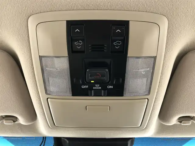 トヨタ ランドクルーザー プラド TX Lパッケージ マットブラED 愛知県 2022(令4)年 1.9万km ホワイトパールクリスタルシャイン １オーナー　/７人　/サンルーフ　/9インチナビ　/全方位カメラ　/ルーフレール　/レザーシート　/前席パワーシート　/シートヒーター　/エアーシート　/前後ドラレコ　/ＥＴＣ２．０　/ＭＴモード　/ＢＳＭ　/ＵＳＢ　/取説　/保証書
