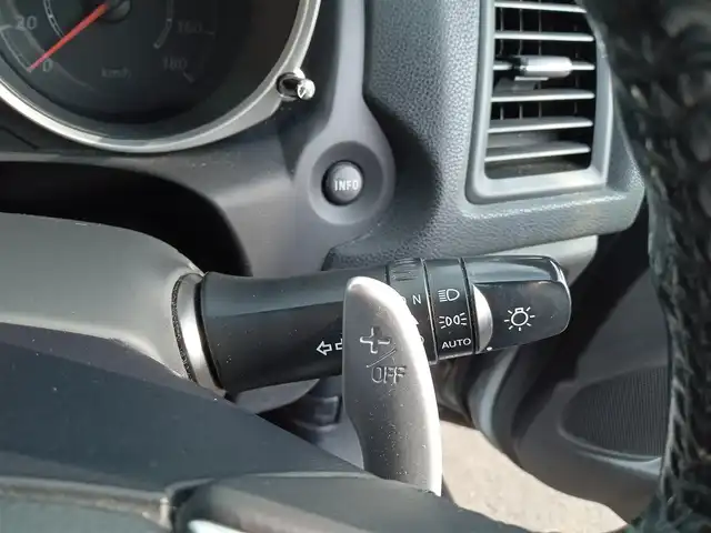 三菱 ＲＶＲ G 福井県 2011(平23)年 10.4万km チタニウムグレーメタリック 純正17インチAW/４WD/バックカメラ/シートヒーター/パドルシフト/キセノンヘッドライト/Fフォグ/前後ドライブレコーダー/クルーズコントロール/ETC/アルパイン7インチメモリナビ/横滑り防止装置/盗難防止装置/ダブルエアバッグ/純正フロアマット/スマートキー