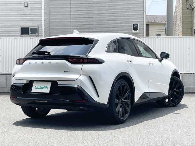 トヨタ クラウン スポーツ Z 栃木県 2024(令6)年 0.4万km プレシャスホワイトパール ワンオーナー/Toyota Safety Sense/・プリクラッシュセーフティ/・緊急時操舵支援+フロントクロストラフィックアラート［FCTA］+レーントレーシングアシスト［LTA］/・レーンチェンジアシスト［LCA］+レーンディパーチャーアラート［LDA］/・レーダークルーズコントロール(全車速追従機能付)/・アダプティブハイビームシステム［AHS］/・ロードサインアシスト［RSA］/・ドライバー異常時対応システム/・プロアクティブドライビングアシスト［PDA］/・発進遅れ告知機能［TMN］/ブラインドスポットモニター［BSM］+安心降車システム［SEA］+後方車両接近告知+周辺車両接近時サポート+後方車両への接近警報+セカンダリーコリジョンブレーキ/パーキングサポートブレーキ/トヨタチームメイト/デジタルインナーミラー/カラーヘッドアップディスプレイ/12.3インチコネクティッドナビ/パノラミックビューモニター/前後方ドライブレコーダー/本革シート/運転席・助手席パワーシート/前席シートヒーター・ベンチレーション/ハンズフリーパワーバックドア/おくだけ充電/ETC2.0/LEDヘッドランプ/21インチアルミホイール