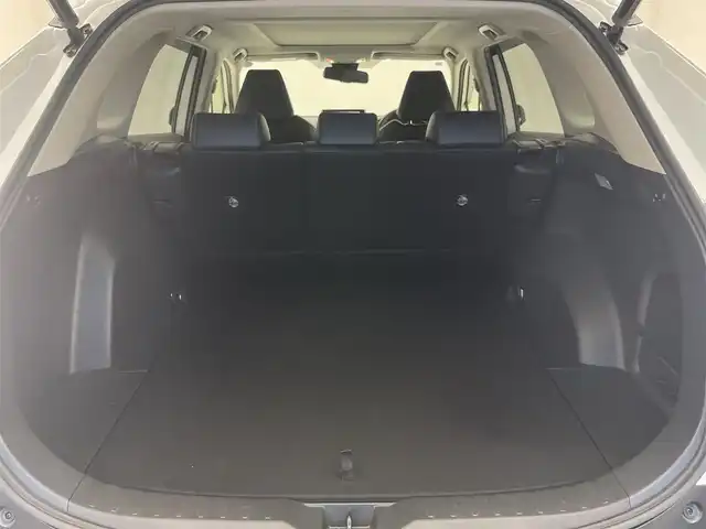 トヨタ ＲＡＶ４ ハイブリッドG 愛知県 2021(令3)年 4.2万km ホワイトパールクリスタルシャイン 純正９型ＤＡナビ　パノラマムーンルーフ　BSM 禁煙車　全方位カメラ　黒革　シートヒーター　ハンドルヒーター　　セーフティセンス　衝突軽減　追従クルコン　コーナーセンサー　ルーフレール　ＬＥＤライト　フォグ　
