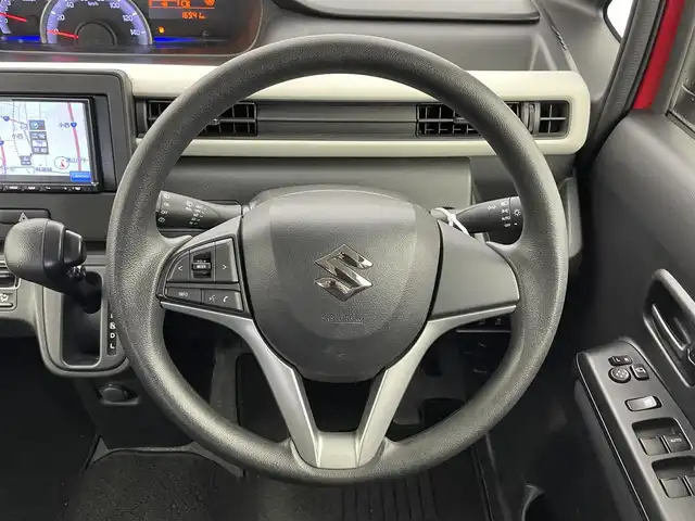 スズキ ワゴンＲ HYBRID FX 富山県 2018(平30)年 1.7万km ピュアレッド 社外ナビ（AM/FM/CD/BT/ワンセグ）/全方位カメラ/ドライブレコーダー/ETC/D席シートヒーター/ヘッドアップディスプレイ/衝突被害軽減システム/レーンキープアシスト/横滑り防止装置/アイドリングストップ/社外フロアマット/オートハロゲンライト/ステアリングスイッチ/電動格納ミラー/スマートキー