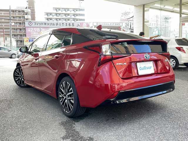 トヨタ プリウス S ツーリングセレクション 大阪府 2019(令1)年 9.6万km エモーショナルレッドⅡ 純正メモリーナビ/フルセグテレビ/Bluetooth接続/DVD再生/全周囲カメラ/バックカメラ/衝突軽減システム/車線逸脱警報/レーダークルーズコントロール/LEDライト/合皮レザーシート/フロントシートヒーター/スマートキー/プッシュスタート/ビルトイビETC/前後ドラレコ/スペアキー1本