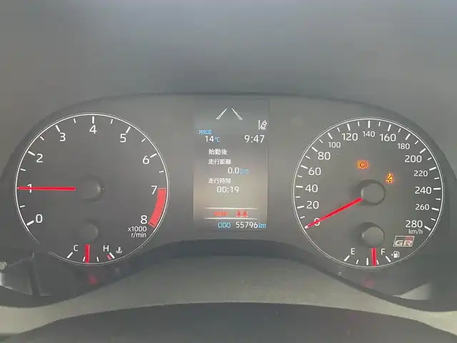 トヨタ ＧＲヤリス RZ ハイパフォーマンス ファーストED 宮城県 2020(令2)年 5.6万km スーパーホワイトⅡ ワンオーナー/4WD/純正メモリナビ/FM/AM/BT/USB/フルセグTV/バックカメラ/ハーフレザーシート/前席シートヒーター/ステアリングスイッチ/ステアリングヒーター/ブラインドスポットモニター/追従型クルーズコントロール/レーンキープアシスト/コーナーセンサー/横滑り防止装置/衝突被害軽減システム/アイドリングストップ/純正アルミ夏タイヤ18インチ/冬タイヤ18インチ/純正フロアマット/ウィンカードアミラー/電動格納ミラー/LEDライト/ヘッドランプレベライザー/オートマチックハイビーム/プッシュスタート/保証書・記録簿・取扱説明書