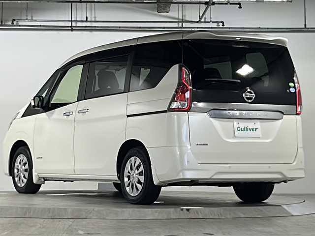 日産 セレナ X V 広島県 2020(令2)年 5.7万km ブリリアントホワイトパール セーフティパックA/オートデュアルエアコン/エマージェンシーブレーキ/車線逸脱警報/標識認識機能/速度標識認識/BSM/コーナーセンサー/クルーズコントロール/純正10インチナビ/・フルセグ/CD/DVD/Blu-ray/Bluetooth/社外フリップダウンモニター/アラウンドビューモニター/両側パワースライドドア/ステアリングスイッチ/純正フロアマット/純正ドアバイザー/カプロンシート/オートライト/スマートキー/プッシュスタート/ETC/W+サイド+カーテンエアバック