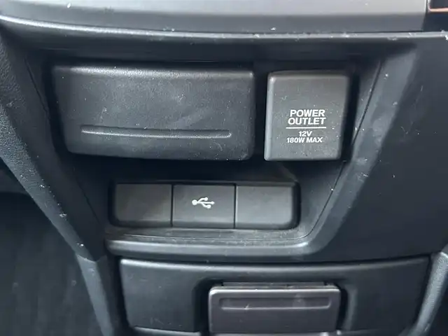 ホンダ ステップワゴン スパーダ ホンダセンシング 長崎県 2018(平30)年 10.6万km オブシダンブルーパール 純正9インチナビ/（CD/DVD/BT/フルセグ）/バックカメラ/フリップダウンモニター/衝突軽減システム/レーンアシスト/レーダークルーズ/ETC/両側パワースライドドア/パドルシフト/オートライト/純正16インチAW