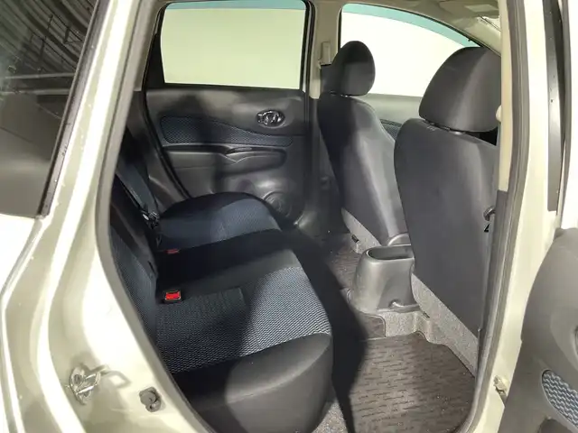 日産 ノート X DIG－S Vセレ +セーフ 神奈川県 2015(平27)年 6.4万km ブリリアントホワイトパール 純正7型SDナビゲーション【MP314D-W】/AM FM フルセグ Bluetooth CD DVD SD AUX/アラウンドビューモニター/エマージェンシーブレーキ/レーンキープアシスト/アイドリングストップ/前後ドライブレコーダー/ETC/ステアリングリモコン/LEDヘッドライト/オートライト/フォグランプ/シートリフター/純正フロアマット/ドアバイザー