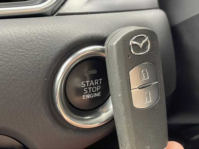 マツダ ＣＸ－５ XD プロアクティブ 宮城県 2017(平29)年 7.4万km ジェットブラックマイカ 禁煙車/i-ACTIVSENSE/・スマートブレーキサポート/・レーンキープアシスト/・ブラインドスポットモニター/・交通標識認識システム/・レーダークルーズコントロール/純正SDナビ/・CD・DVD・BT・SD・USB・AUX/バックカメラ/フルセグTV/LEDヘッドライト/純正エンジンスターター/革巻きステアリング/ステアリングスイッチ/電動パーキングブレーキ/AUTOHOLD/ETC/アイドリングストップ/プッシュスタート/スマートキー×2/純正フロアマット/純正19インチアルミホイール/ドアバイザー