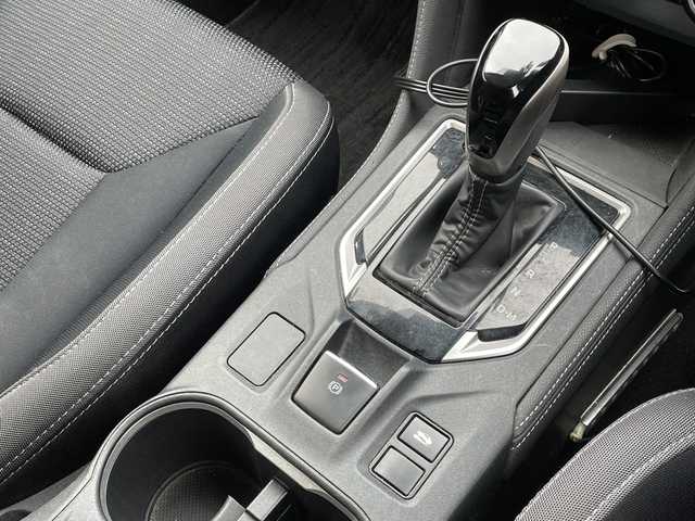 スバル インプレッサ スポーツ 2．0i－S アイサイト 新潟県 2018(平30)年 10.7万km ダークグレーメタリック ＳＴＩエアロ/ＭＴモード付ＡＴ/パドルシフト/４ＷＤ/レーダークルーズ/純正ナビ/フルセグＴＶ/バックカメラ/ブラインドスポットモニター/ＬＥＤヘッドライト/サイドビューカメラ/ドライブレコーダー/Bluetooth接続/CD再生/USB/コーナーセンサー/衝突被害軽減システム/オートライト/横滑り防止装置/レーンキープアシスト/純正18インチアルミホイール/運転席パワーシート/純正フロアマット/スマートキー/プッシュスタート