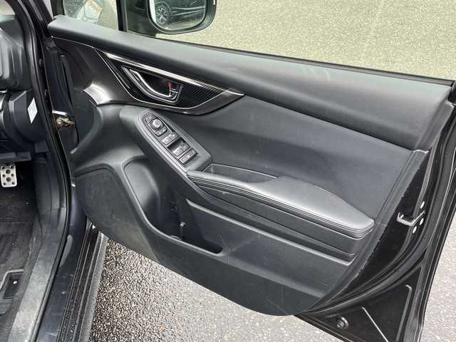 スバル インプレッサ スポーツ 2．0i－S アイサイト 新潟県 2018(平30)年 10.7万km ダークグレーメタリック ＳＴＩエアロ/ＭＴモード付ＡＴ/パドルシフト/４ＷＤ/レーダークルーズ/純正ナビ/フルセグＴＶ/バックカメラ/ブラインドスポットモニター/ＬＥＤヘッドライト/サイドビューカメラ/ドライブレコーダー/Bluetooth接続/CD再生/USB/コーナーセンサー/衝突被害軽減システム/オートライト/横滑り防止装置/レーンキープアシスト/純正18インチアルミホイール/運転席パワーシート/純正フロアマット/スマートキー/プッシュスタート