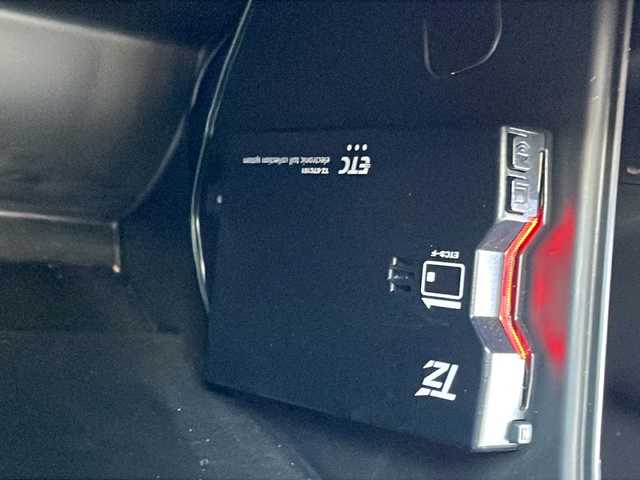 スズキ ハスラー Jスタイル Ⅱ 沖縄県 2024(令6)年 1.1万km デニムブルー ガンメタリック 2トーン 社外ナビ・Bluetooth・CD・DVD/ETC/シートヒーター/純正アルミ/レーンキープアシスト/衝突軽減システム/オートライト/リアパーキングセンサー/LEDヘッドライト/ステアリングスイッチ/電動格納ミラー