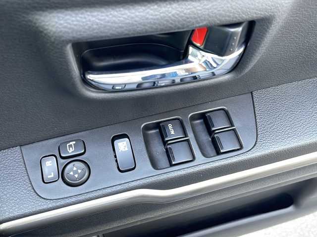 スズキ ハスラー Jスタイル Ⅱ 沖縄県 2024(令6)年 1.1万km デニムブルー ガンメタリック 2トーン 社外ナビ・Bluetooth・CD・DVD/ETC/シートヒーター/純正アルミ/レーンキープアシスト/衝突軽減システム/オートライト/リアパーキングセンサー/LEDヘッドライト/ステアリングスイッチ/電動格納ミラー